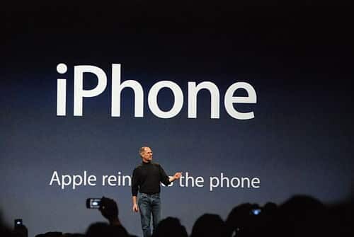 Stev Jobs launches the iPhone